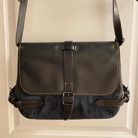 Coach Messenger Bag